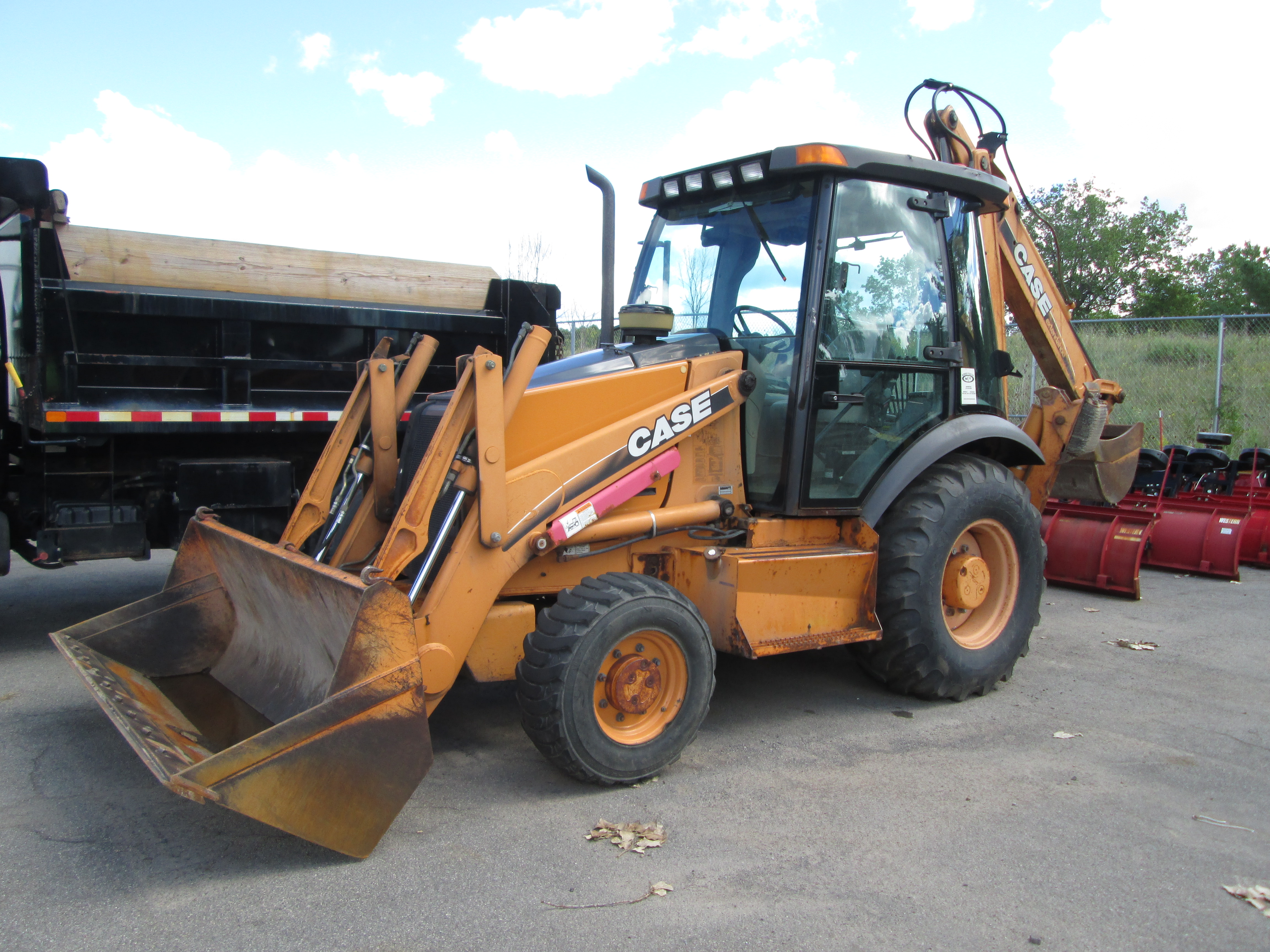 076 Roy Teitsworth Inc. Auctions and Appraisals